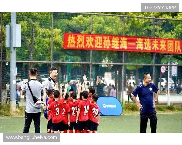 从球场铁卫到中国足球旗帜孙继海的拼搏与荣耀之路