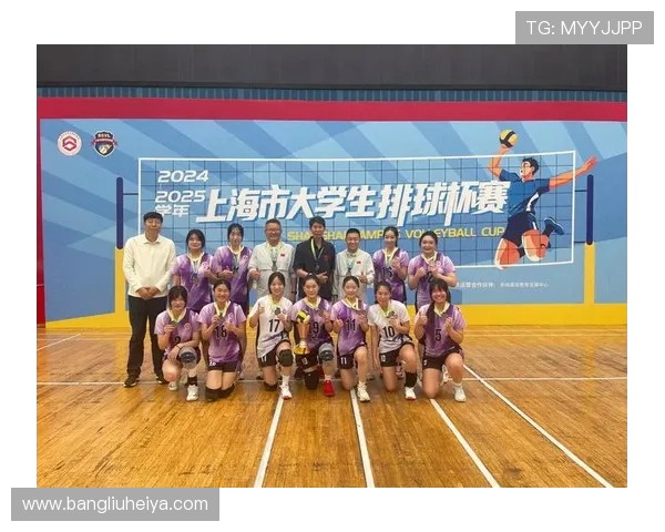 上海排球队以100分稳居精英赛积分榜首位,领先优势明显