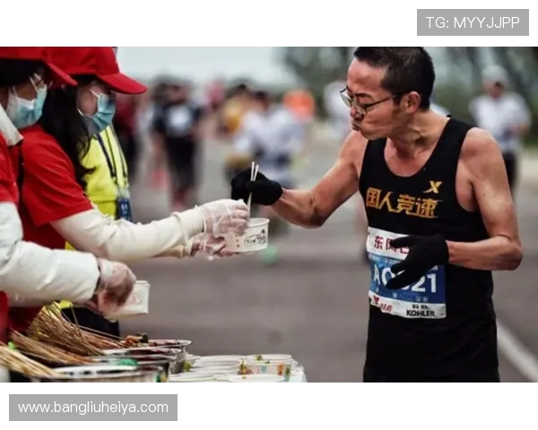 成都街舞队在马拉松大满贯中的精彩配合表现全解析